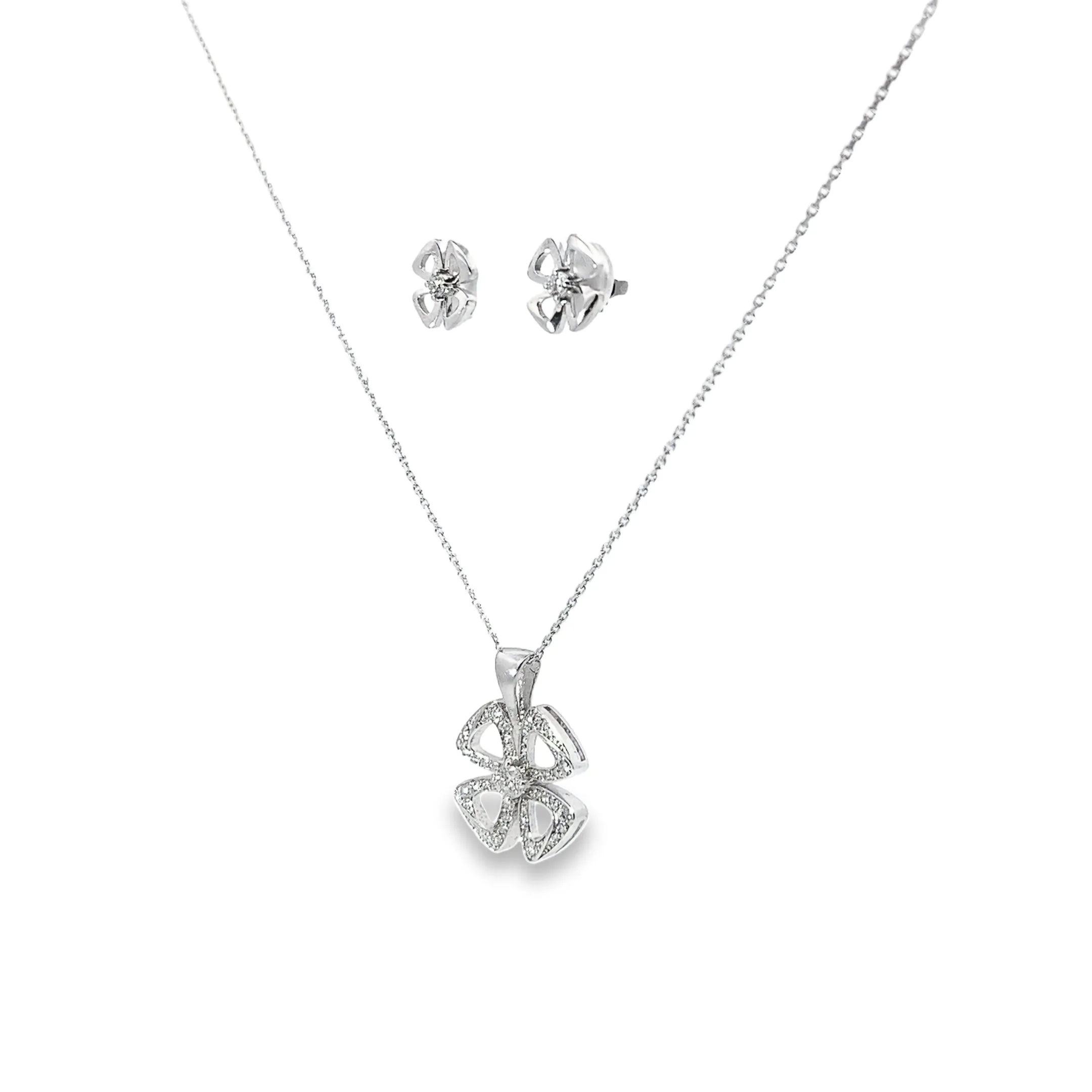 14k White Gold .50ct G VS2 Round Diamond Clover Necklace and Earrings Set
