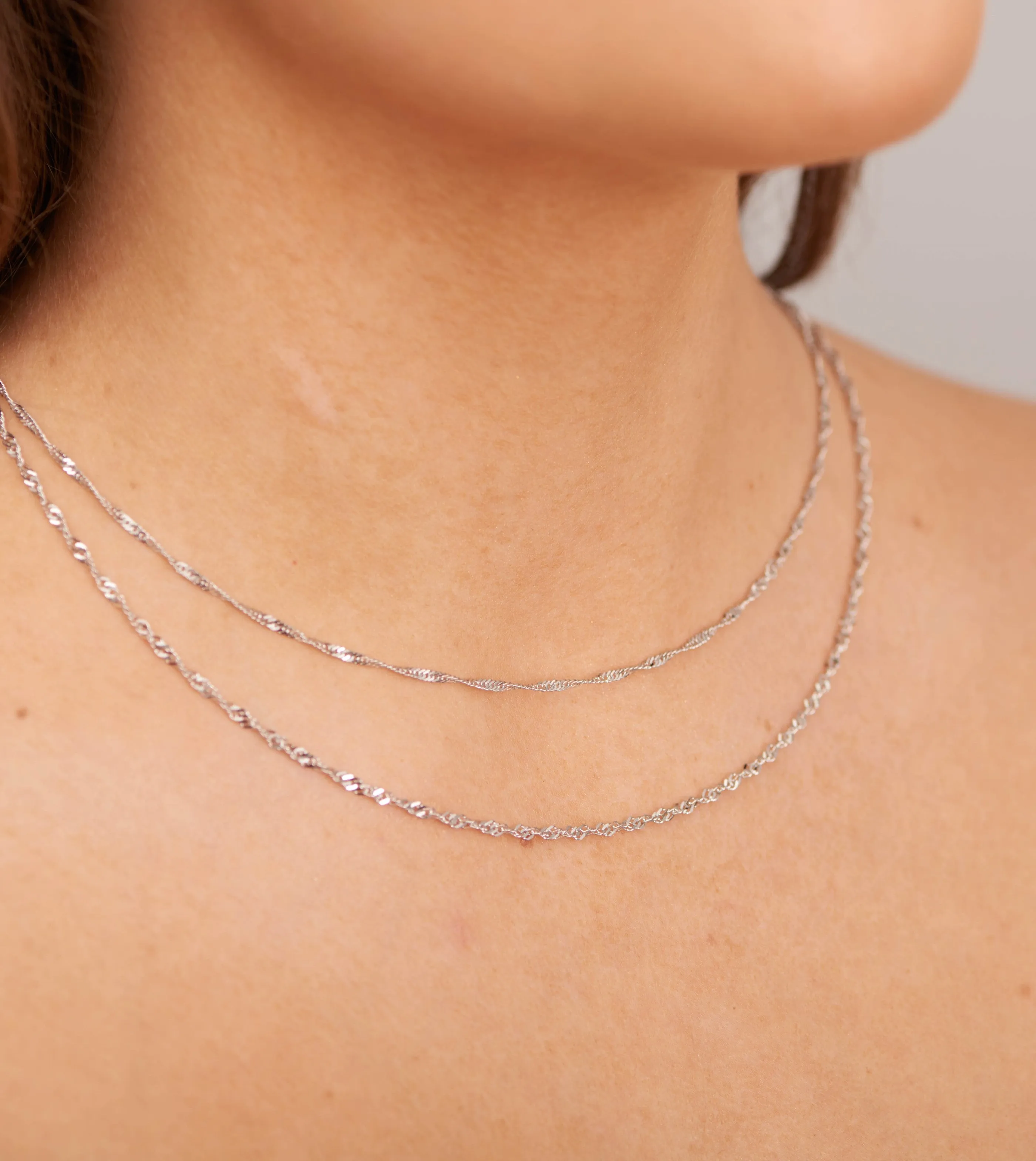 14k White Gold Singapore Chain Necklace
