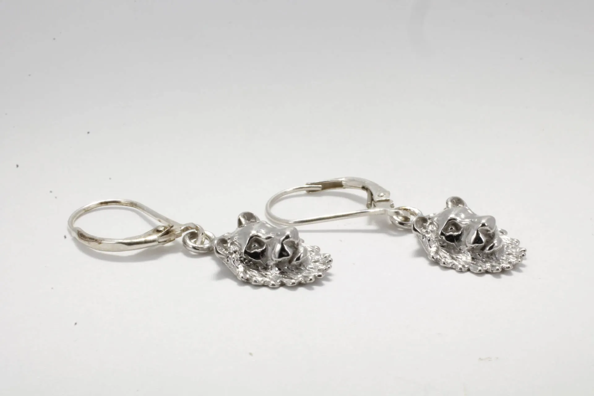 14kt White Gold Lion Heads Dangle Earrings Facing Forward