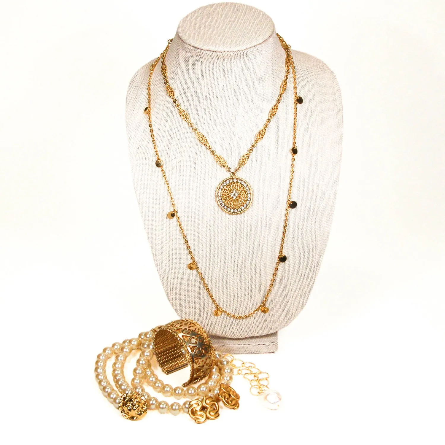 1970s Rhinestone Medallion Necklace