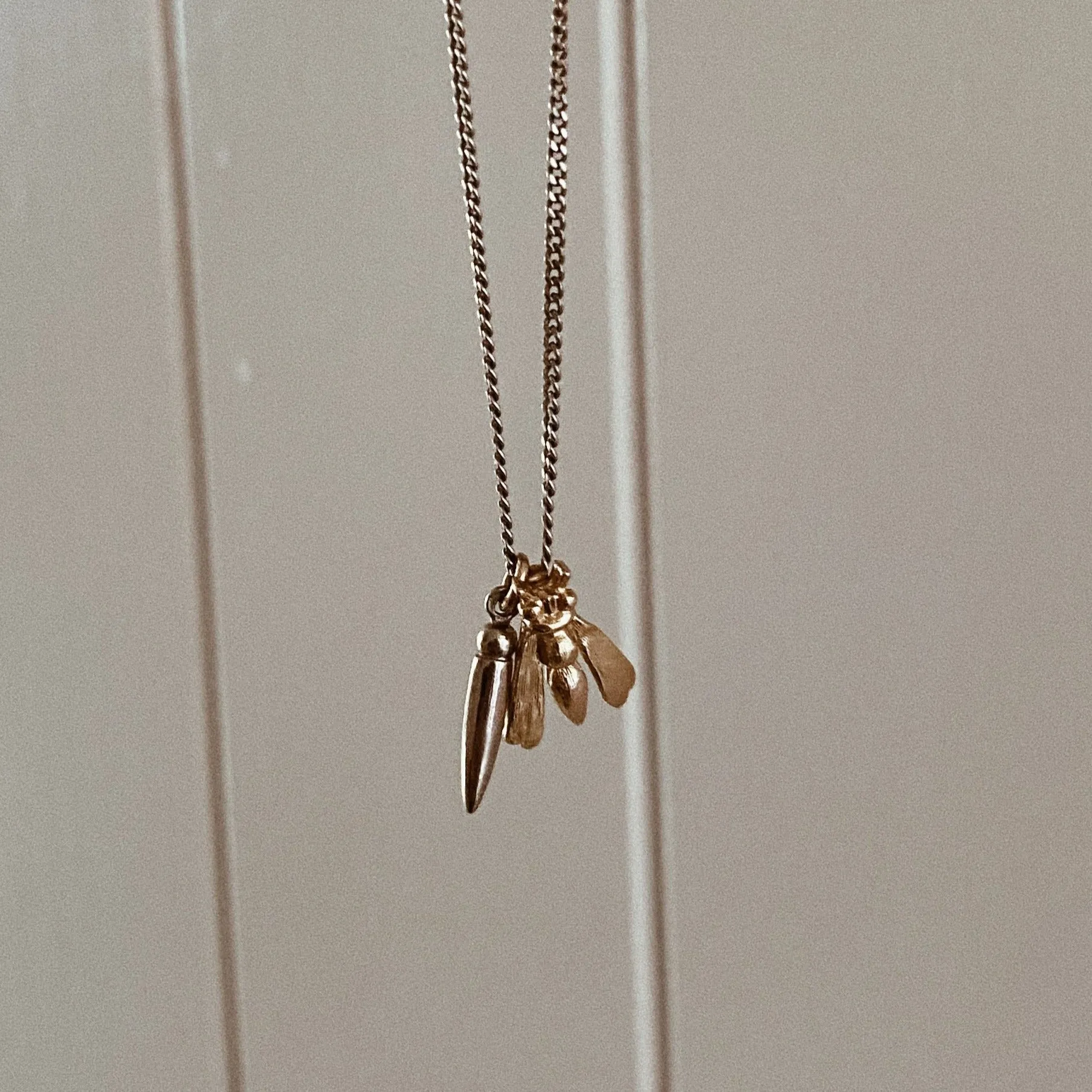 BEE NECKLACE