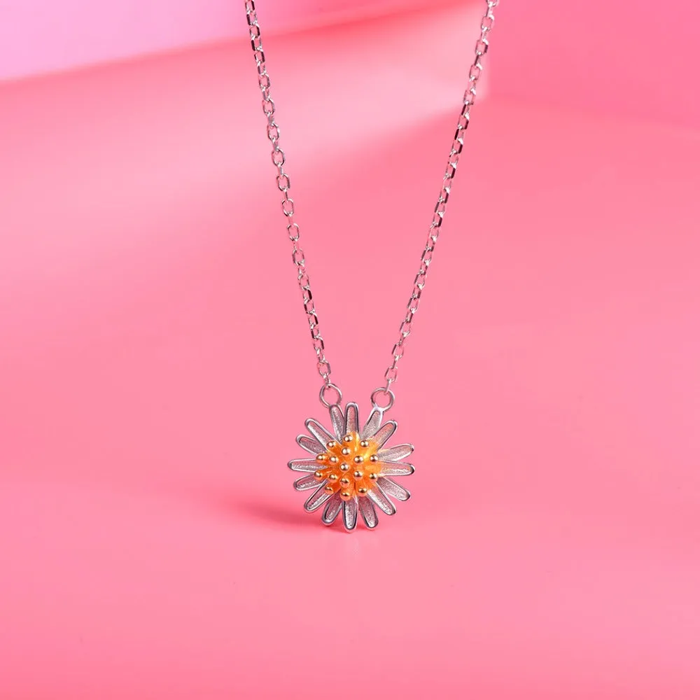 Daisy Necklace