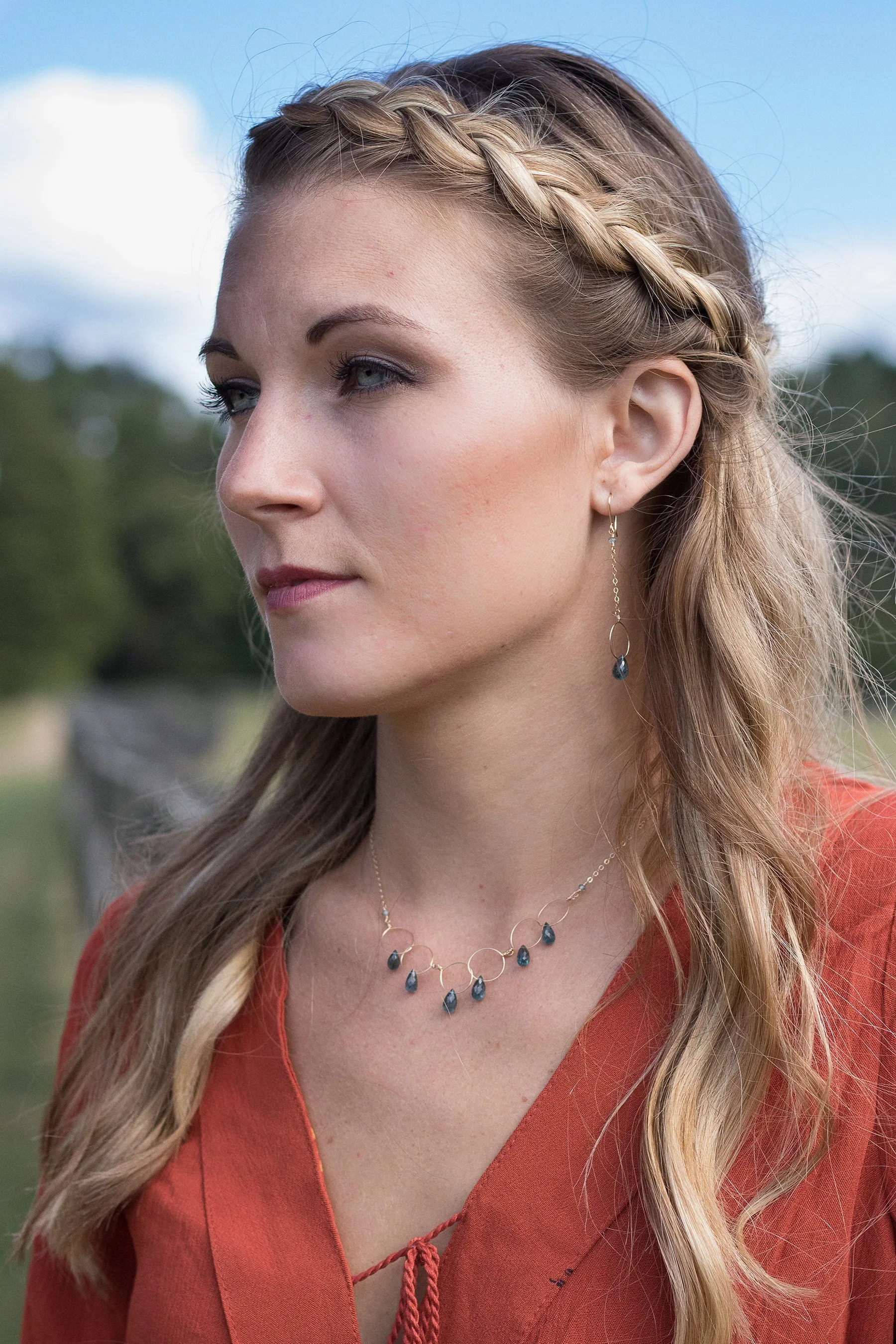 Delicate Kyanite Links Necklace
