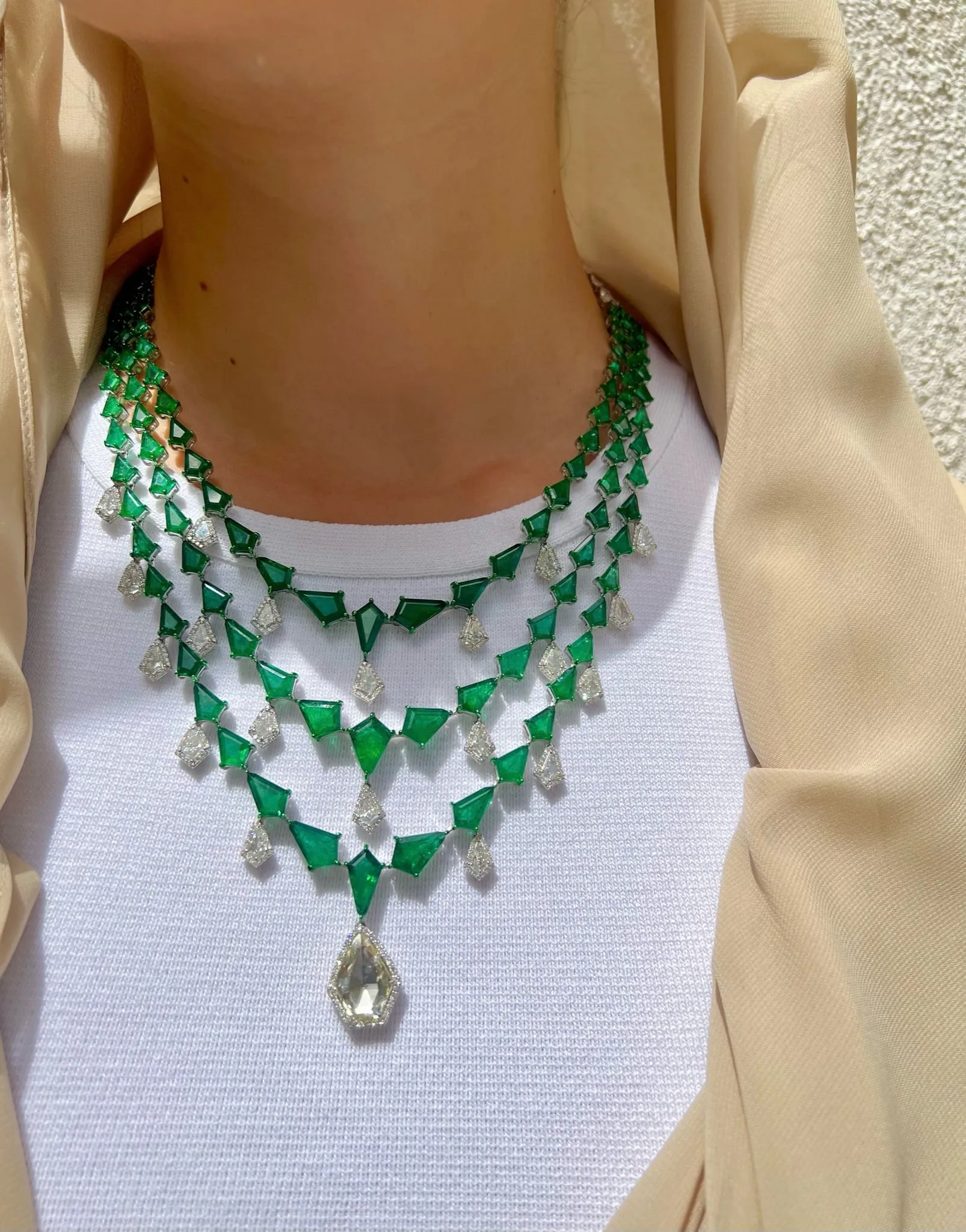 Diamond and emerald necklace