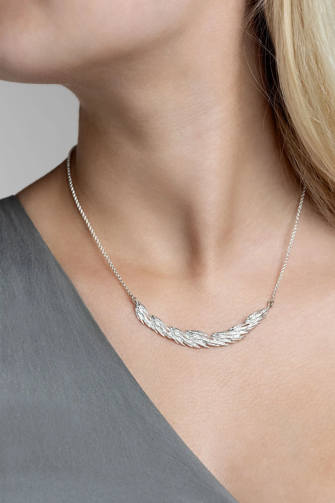 EAGLE necklace