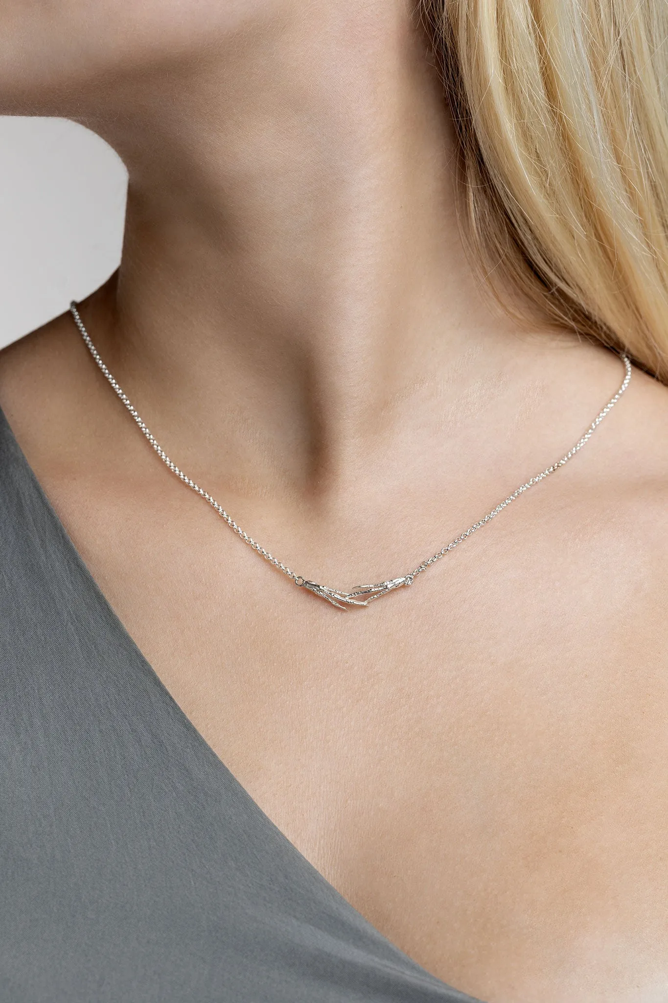 EAGLE necklace