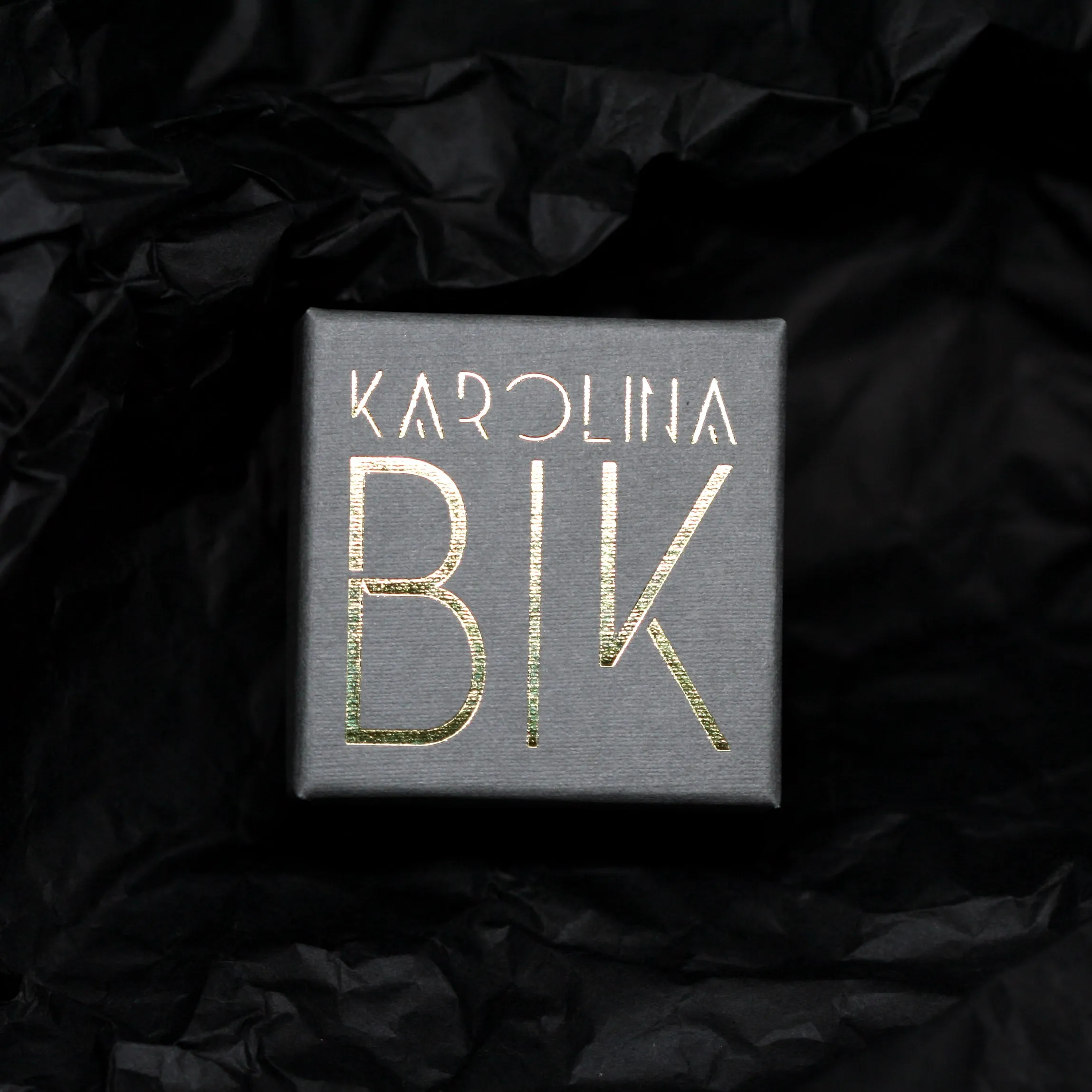 Flake Necklace Black