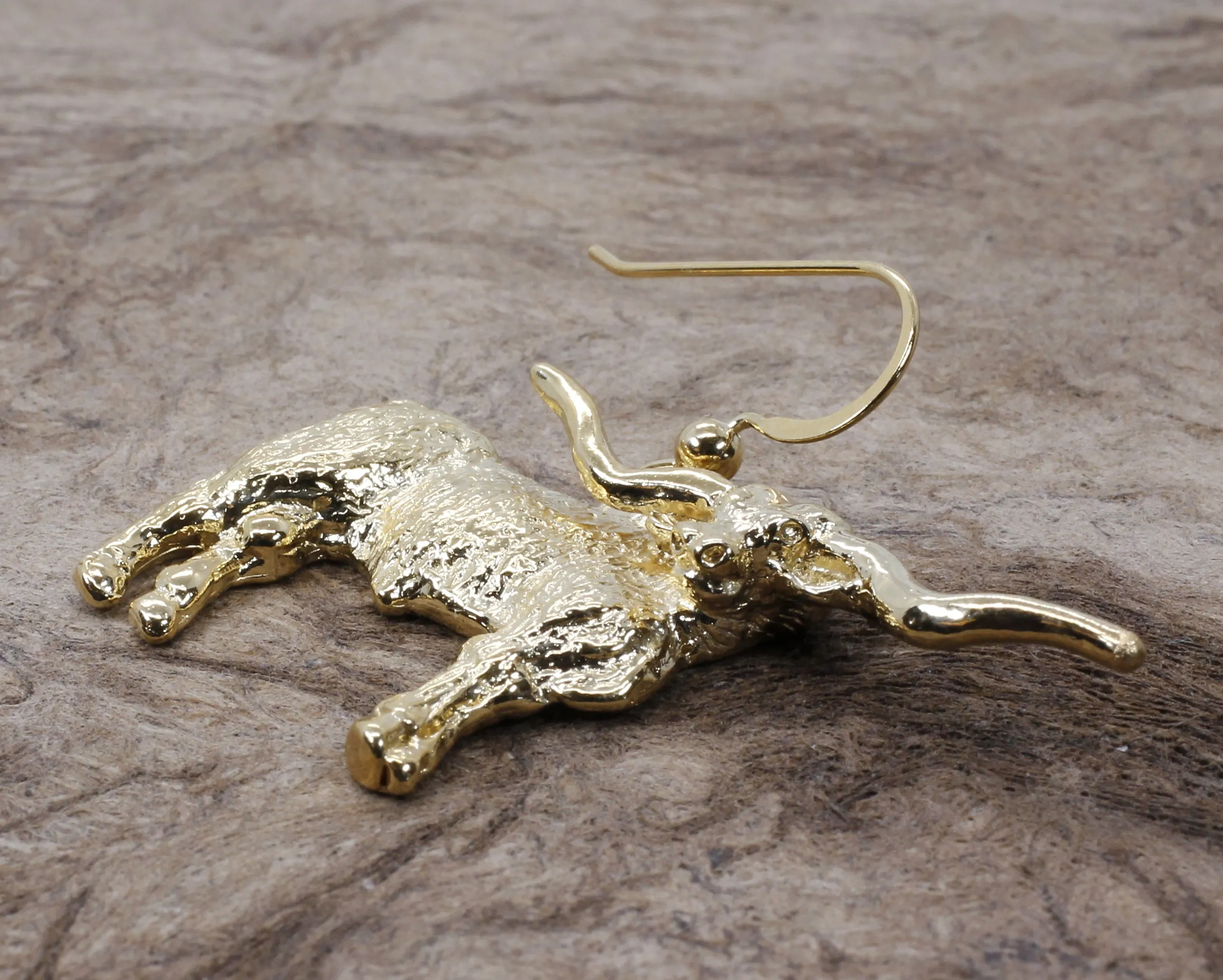 Giant Longhorn Earrings with Large Showy Texas Longhorns in gold vermel
