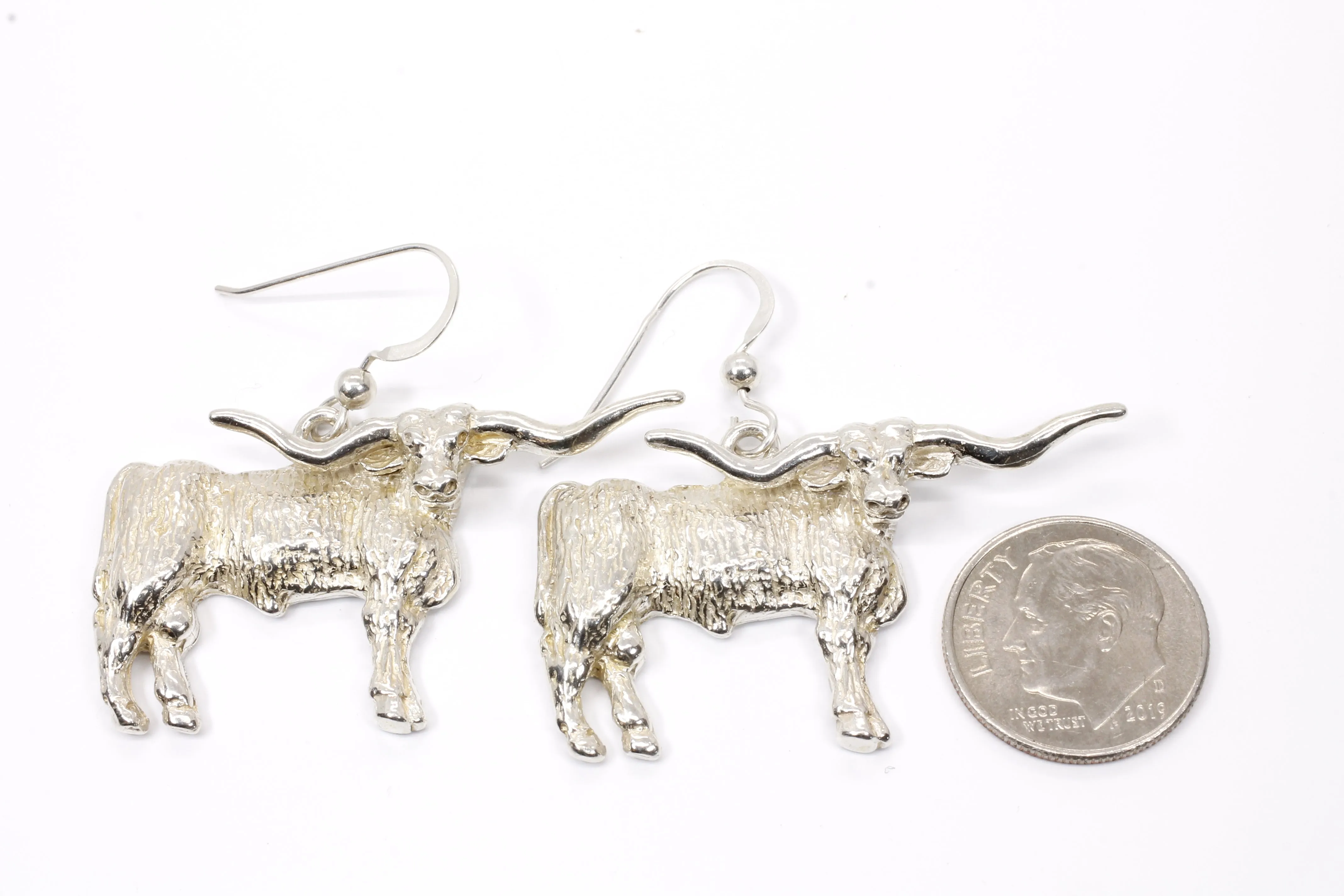 Giant Longhorn Earrings with Large Showy Texas Longhorns in gold vermel