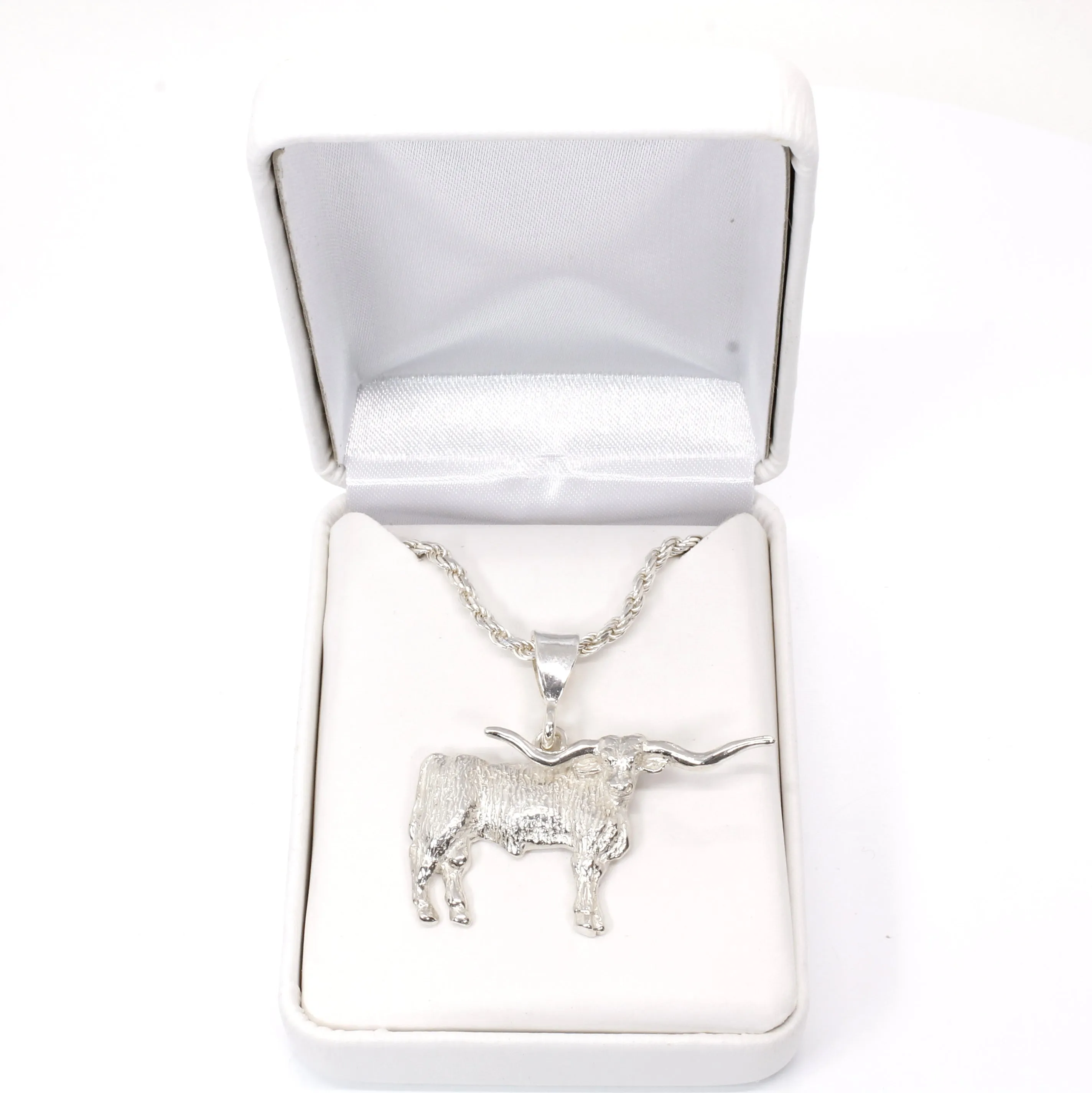 Giant Longhorn Necklace with Majestic Texas Longhorn made in solid 925 sterling silver