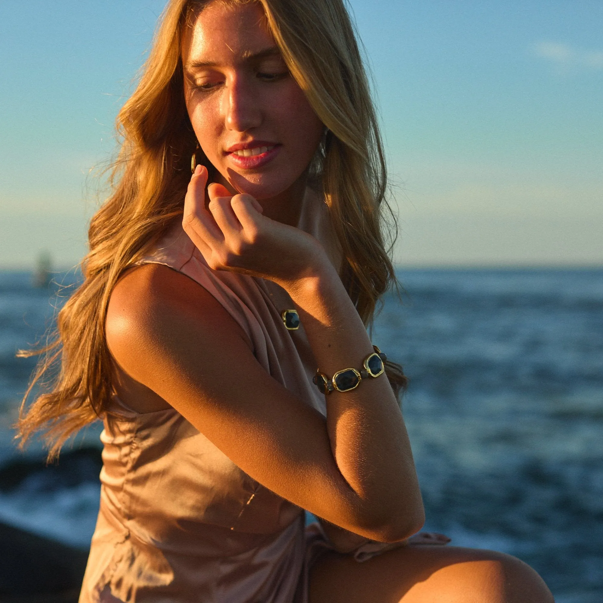 Lila Bracelet