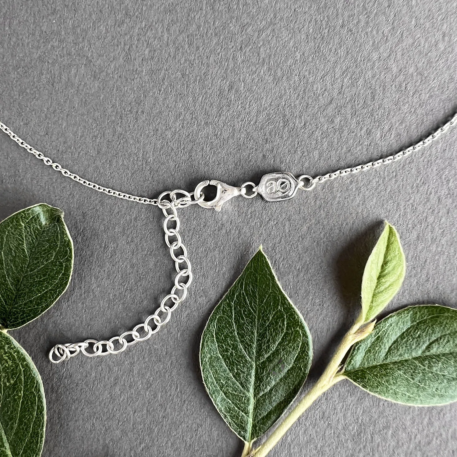 Maris Pearl Bar Necklace in Silver
