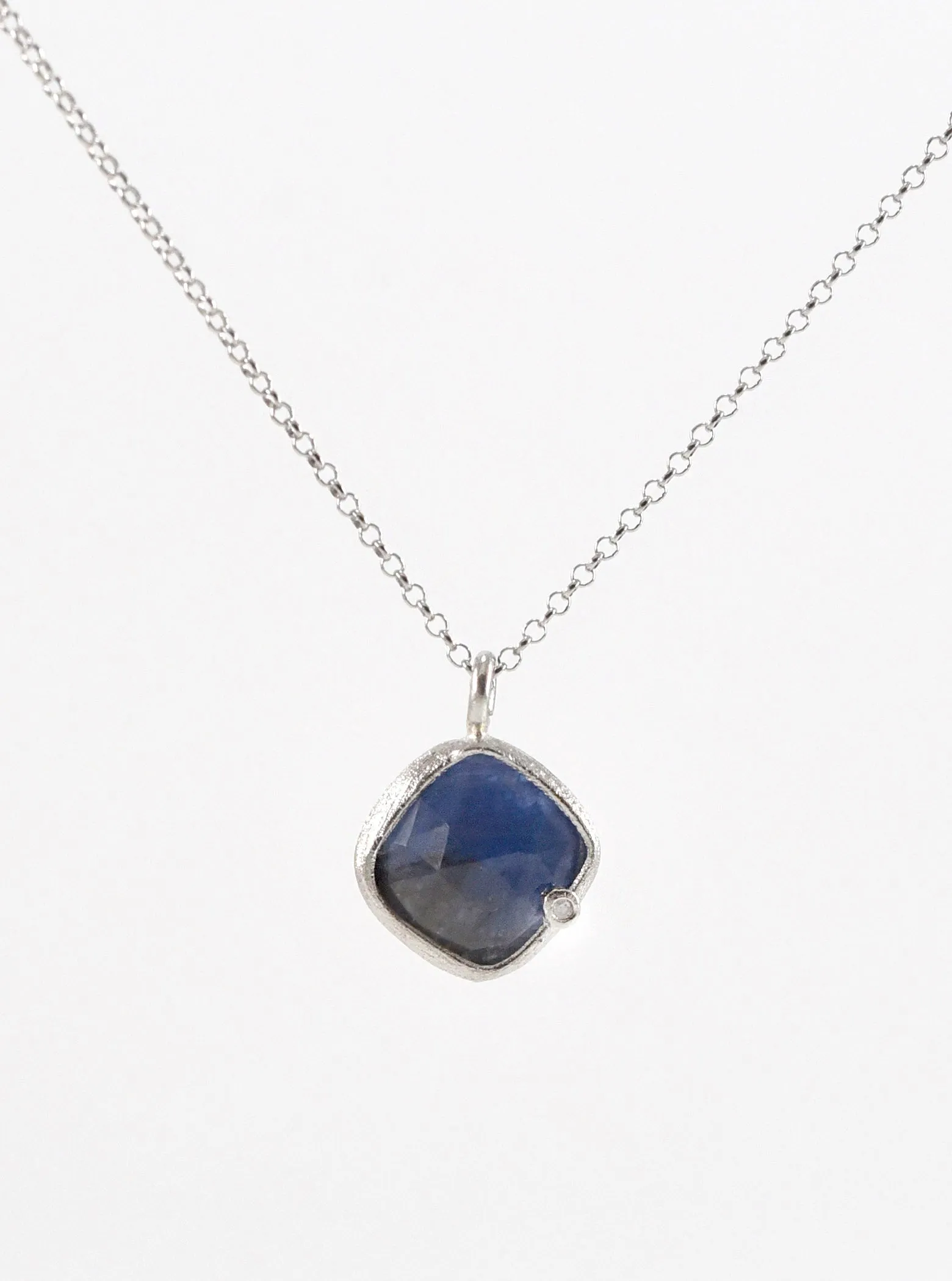 Mini Natural Sapphire with Diamond Round Necklace