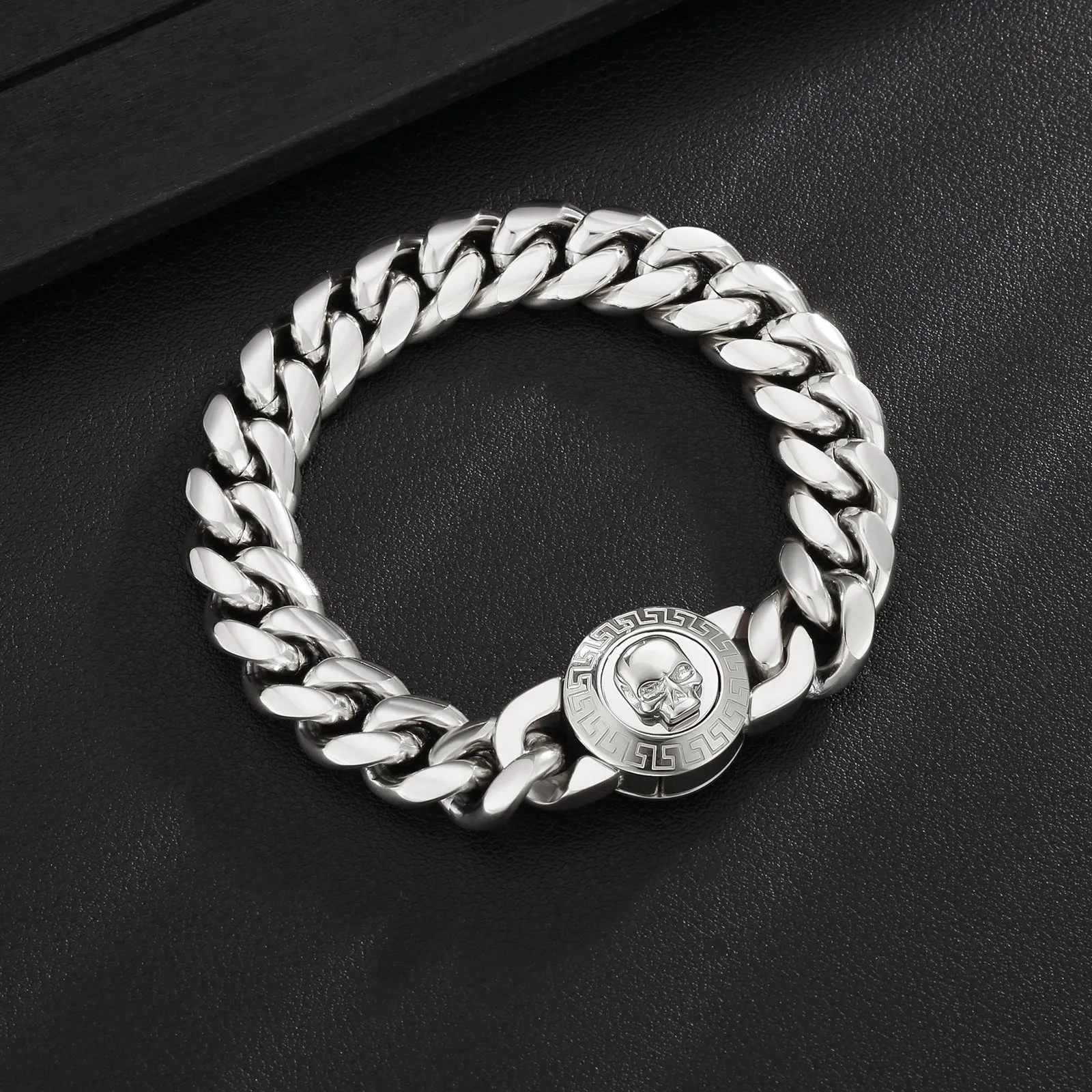 【NEW】12mm Miami Cuban Link Bracelet with SKULL Button Clasp