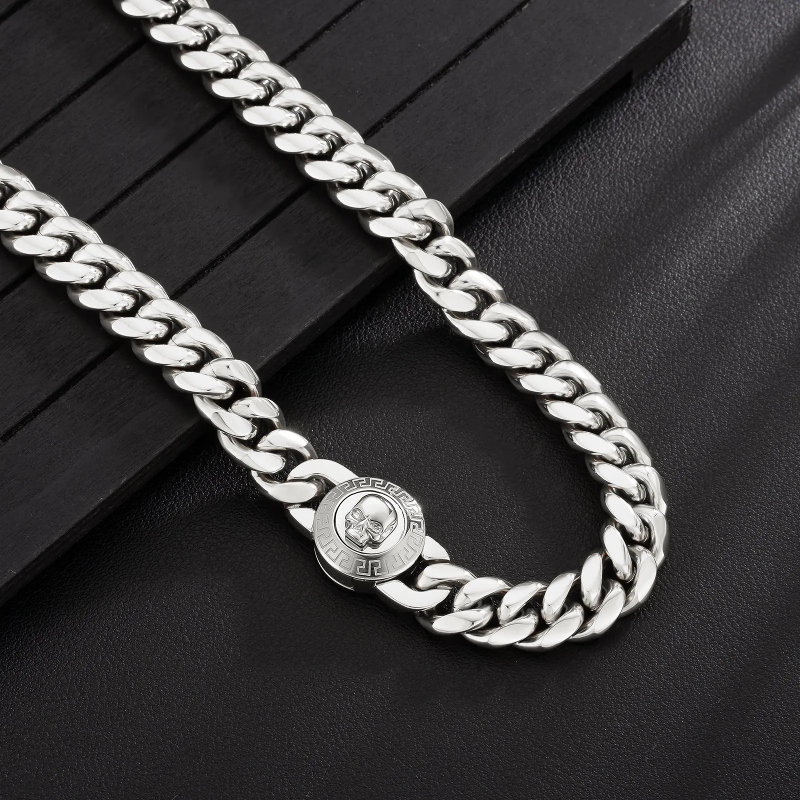 【NEW】12mm Miami Cuban Link Chain with SKULL Button Clasp