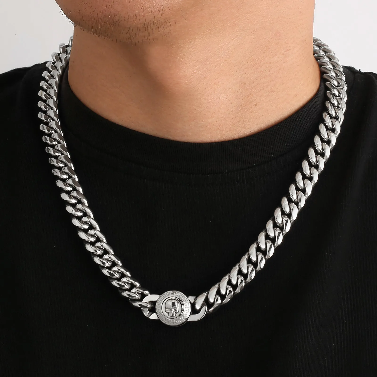 【NEW】12mm Miami Cuban Link Chain with SKULL Button Clasp