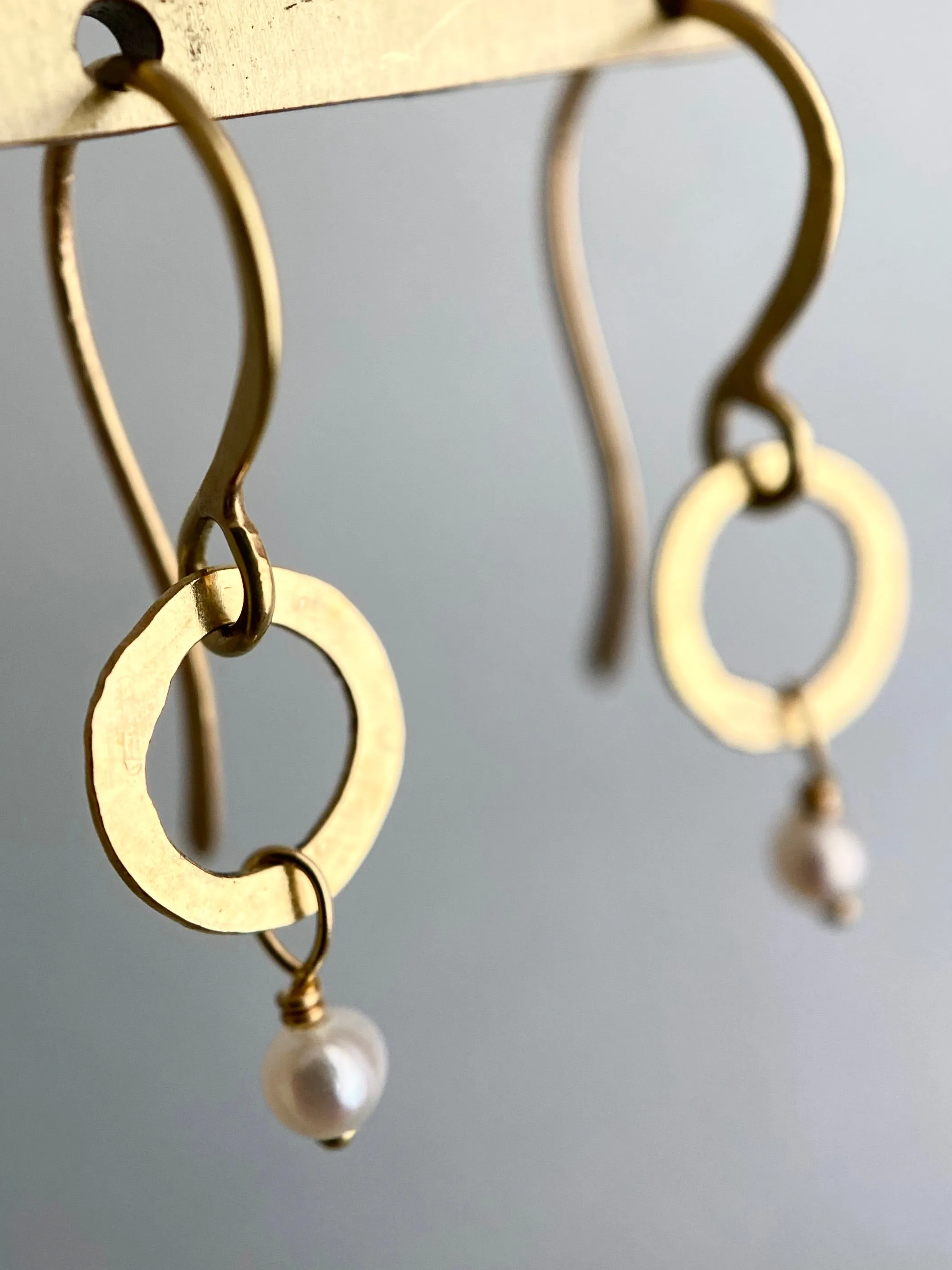 Organic Circle Drops, 18k Gold