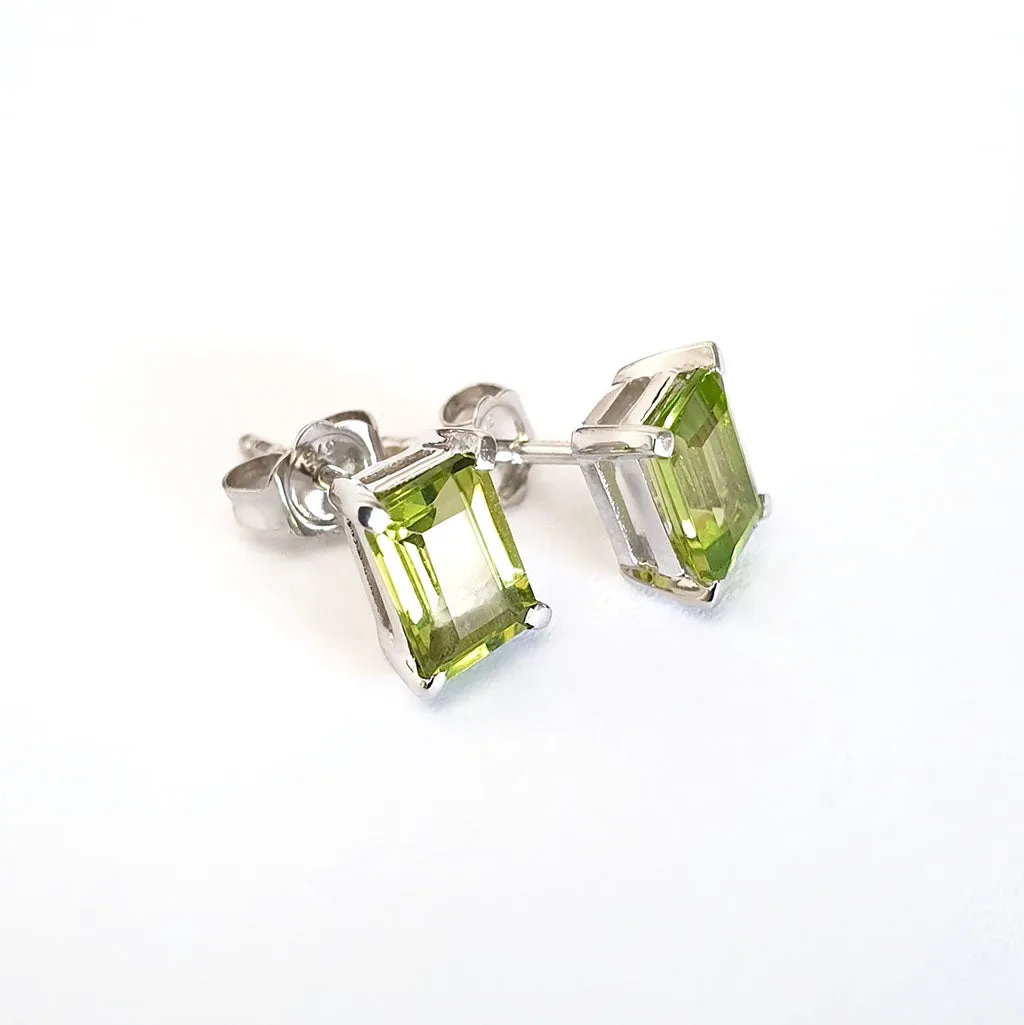 Peridot Octagonal White Gold Stud Earrings
