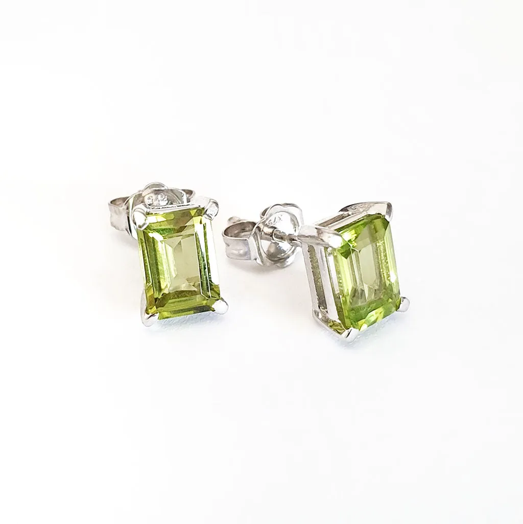 Peridot Octagonal White Gold Stud Earrings