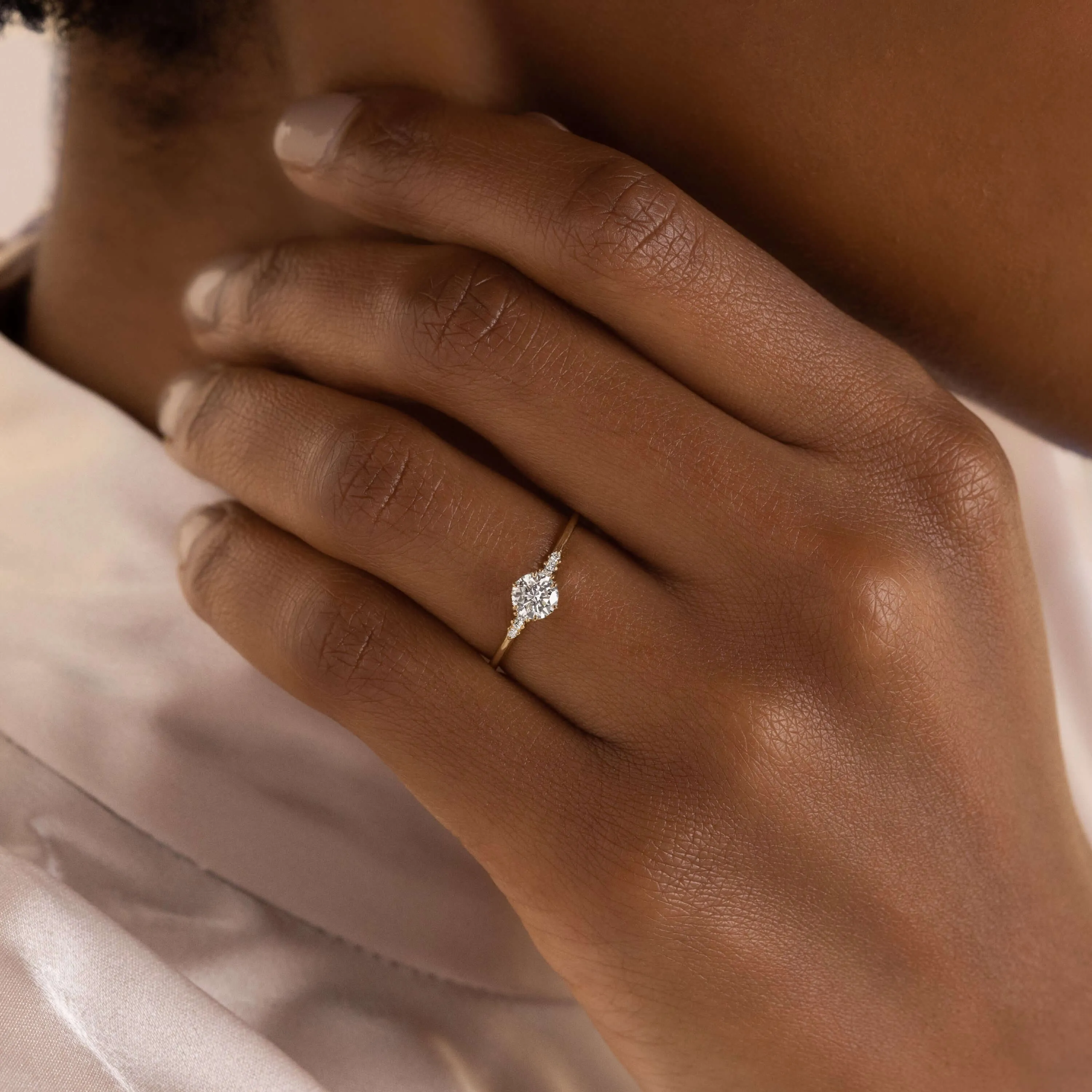 Poppy Seed Ring, Round Cut