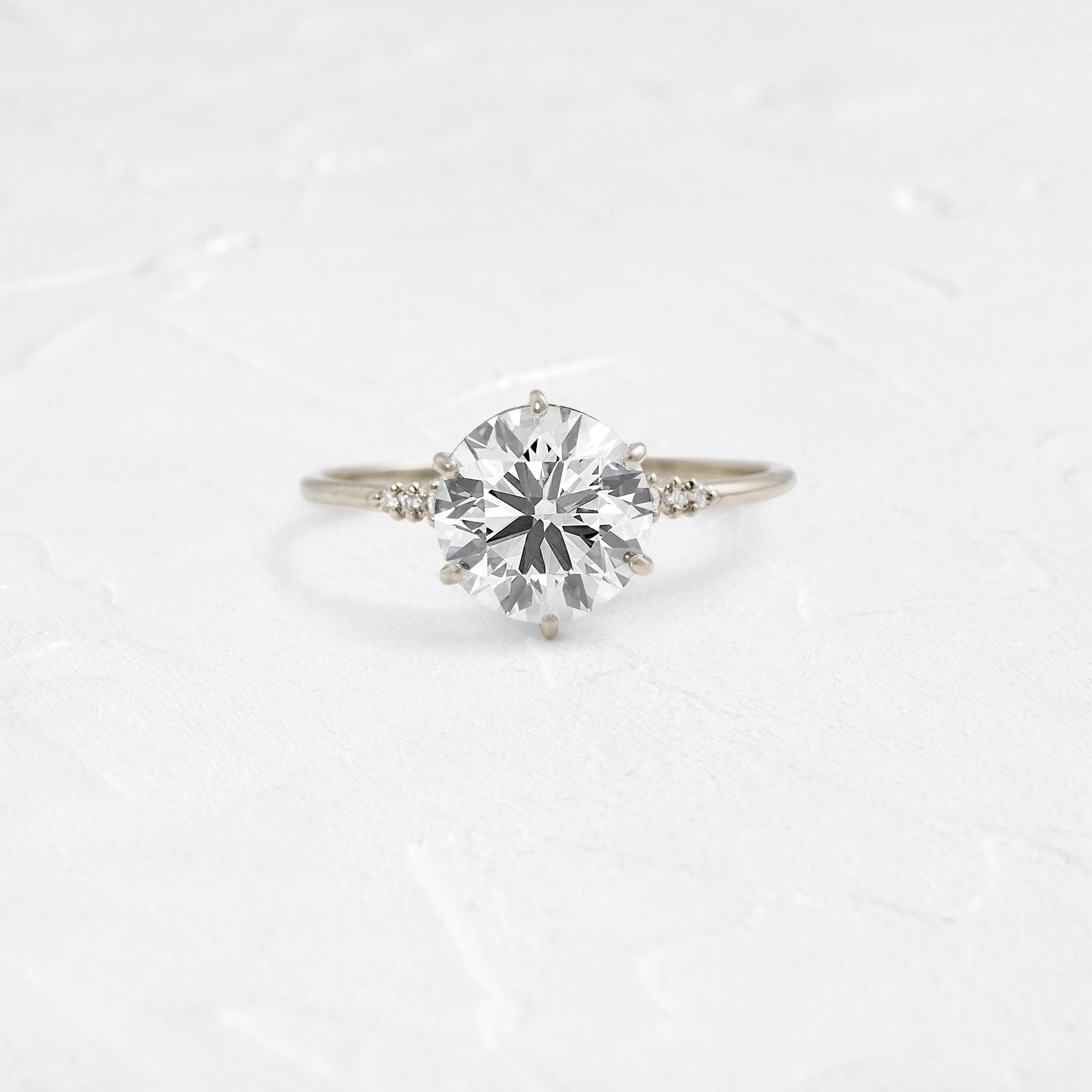 Poppy Seed Ring, Round Cut