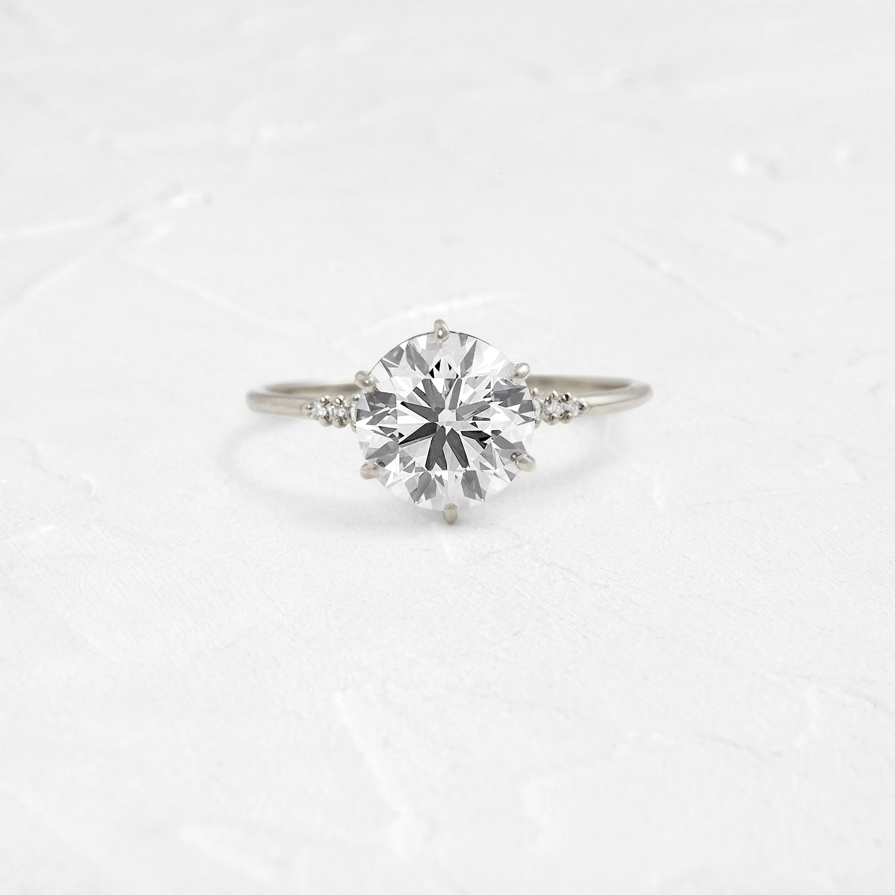 Poppy Seed Ring, Round Cut