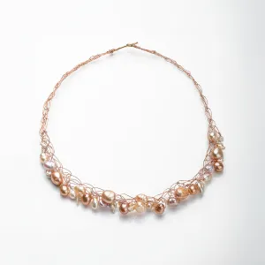 Rosy Pearls Collar