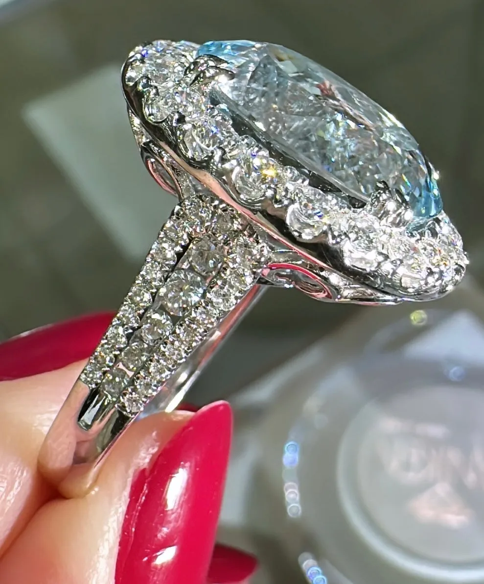 Spectacular 12.51carat Aquamarine & Diamond Cocktail Statement Ring