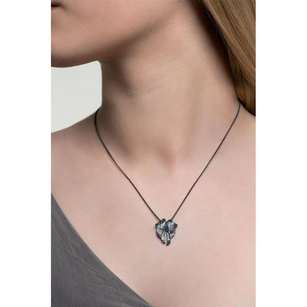 SWAN necklace