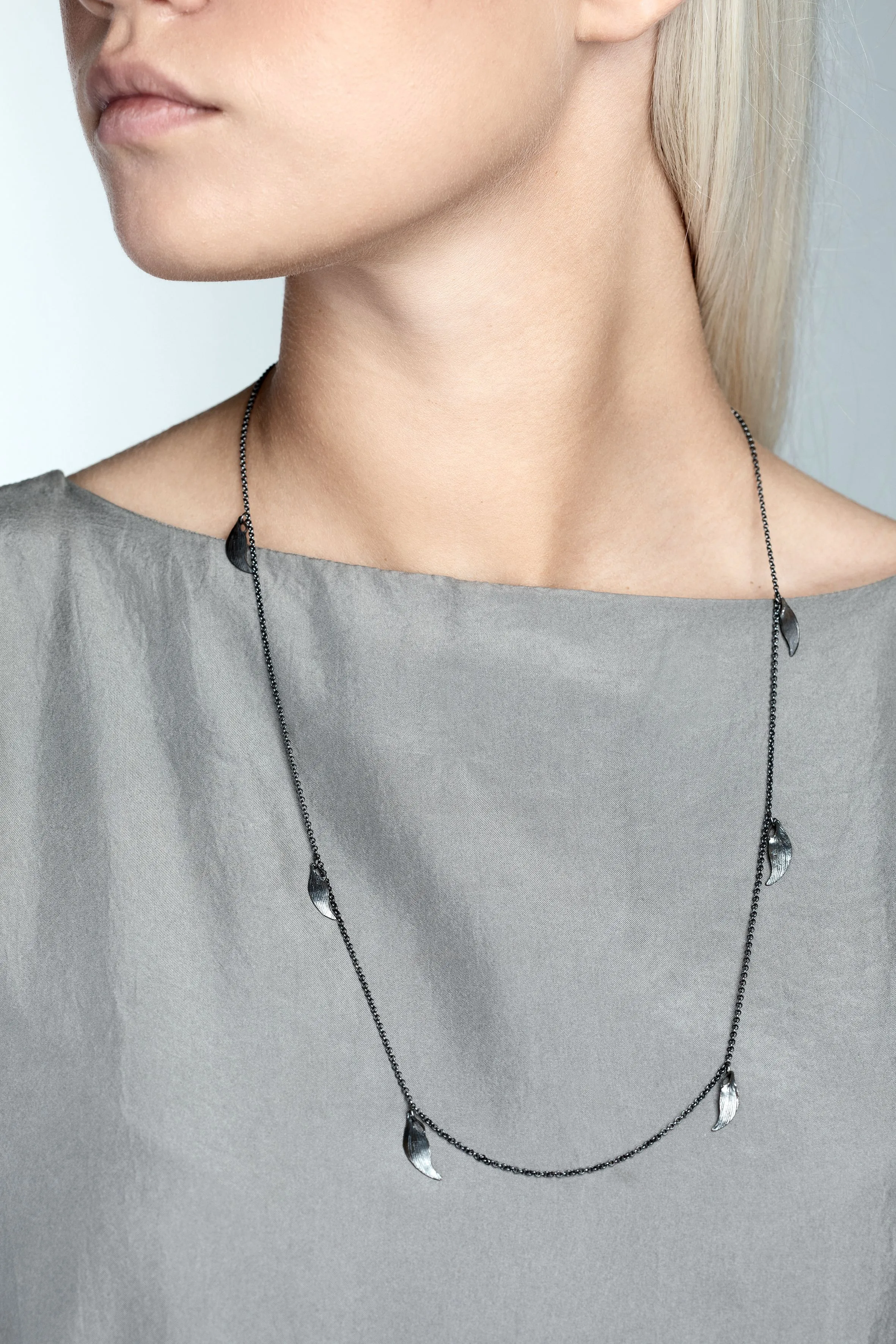 SWAN necklace