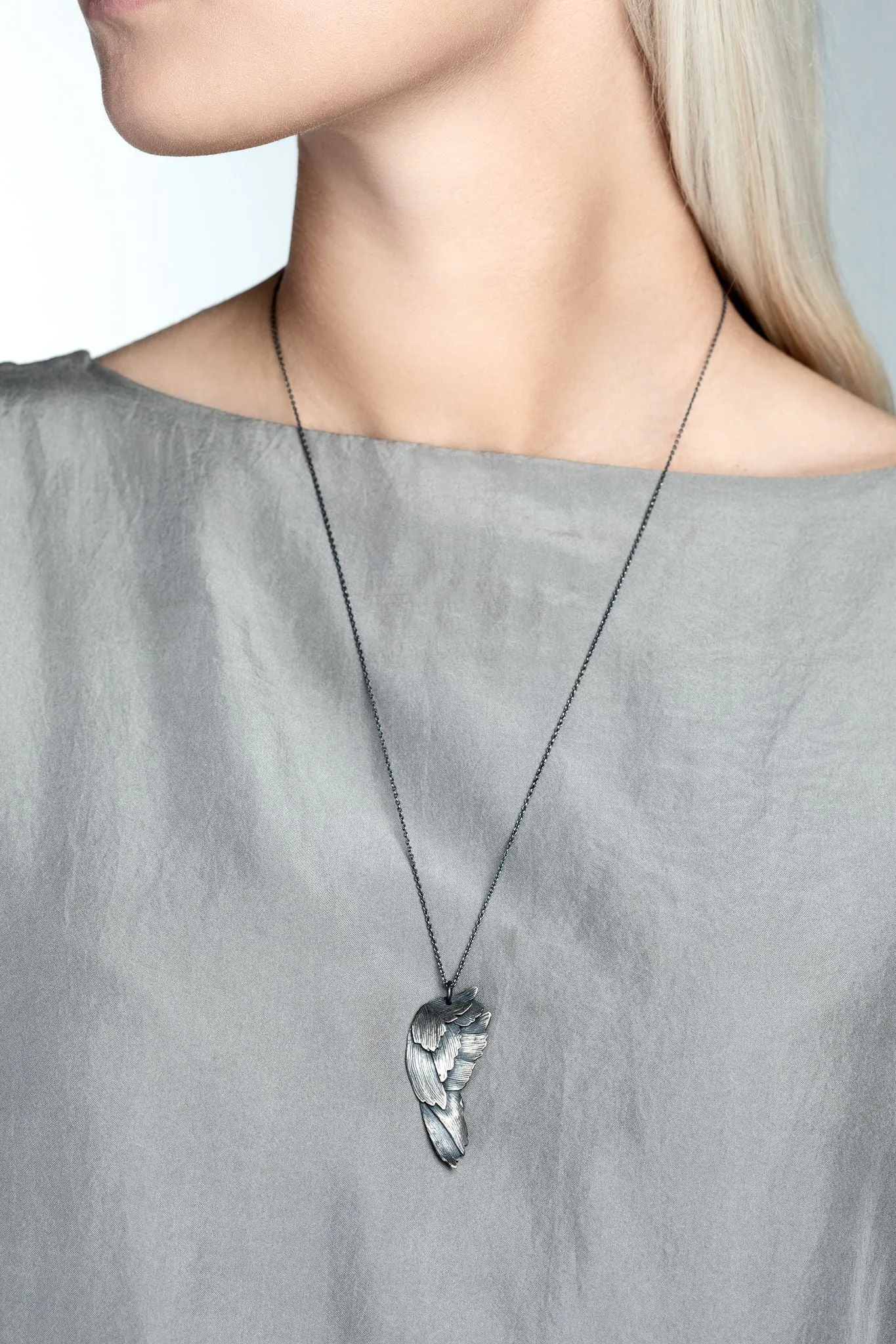 SWAN necklace