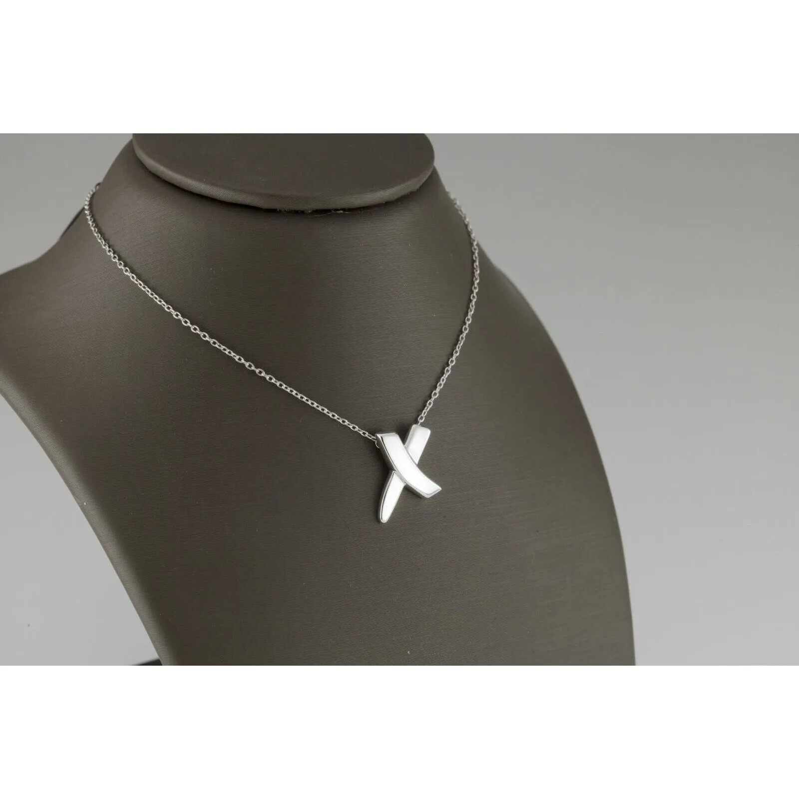 Tiffany & Co. Sterling Silver Paloma Picasso X Kiss Pendant Necklace 16" Chain