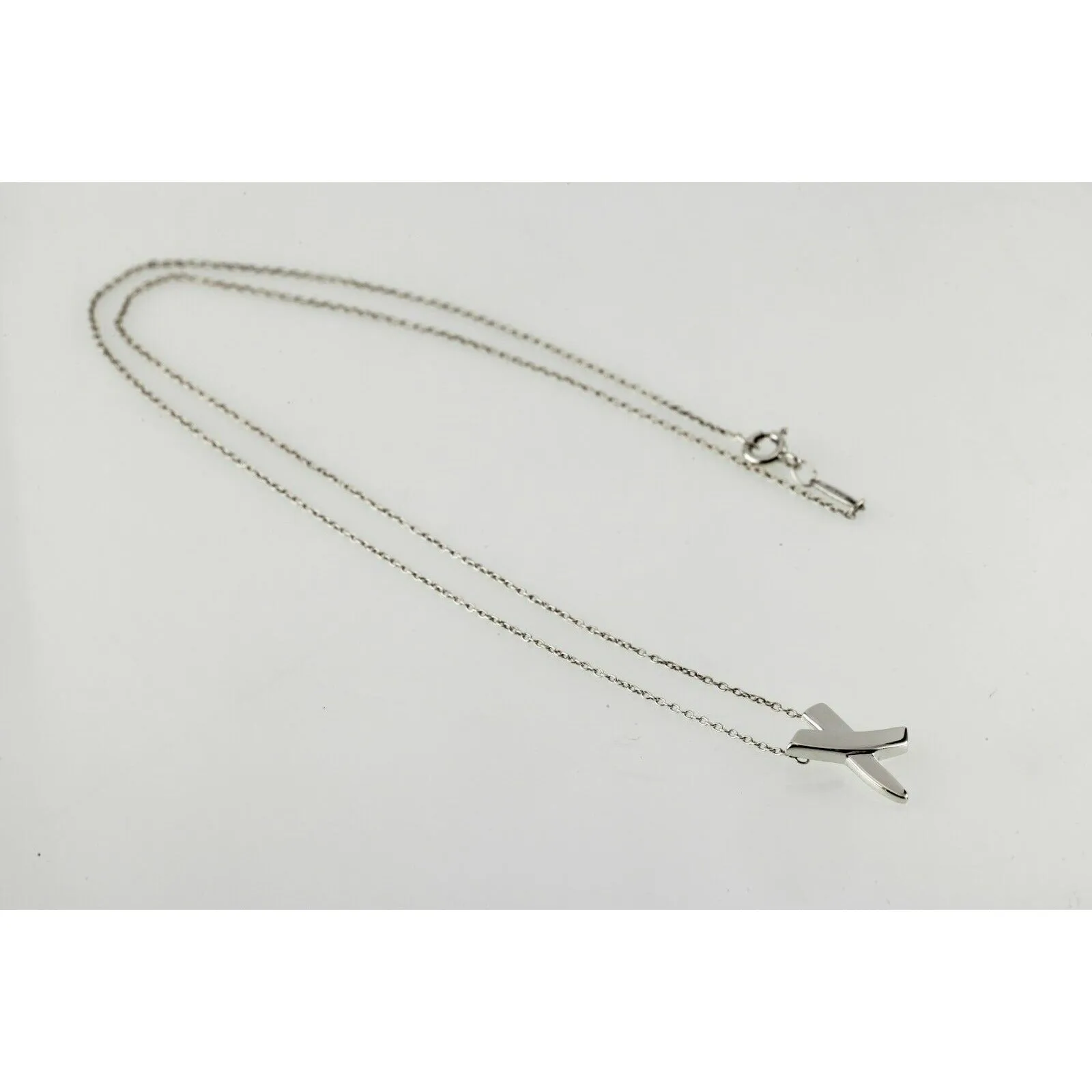 Tiffany & Co. Sterling Silver Paloma Picasso X Kiss Pendant Necklace 16" Chain