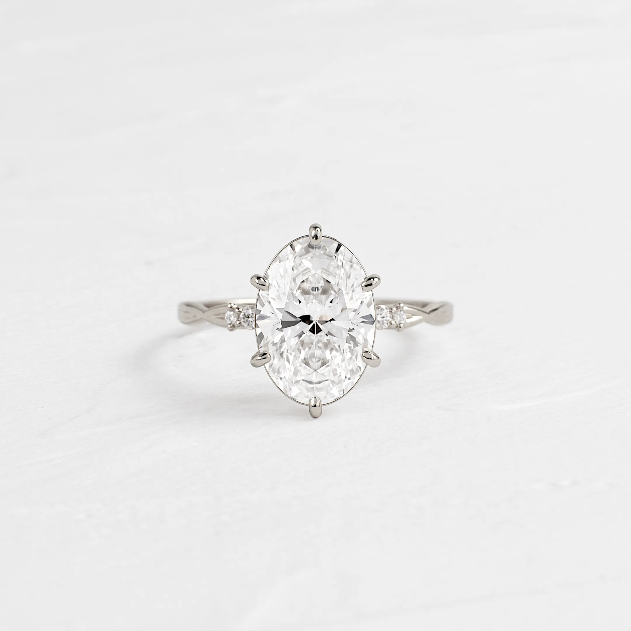 Trestle Ring, Oval Cut