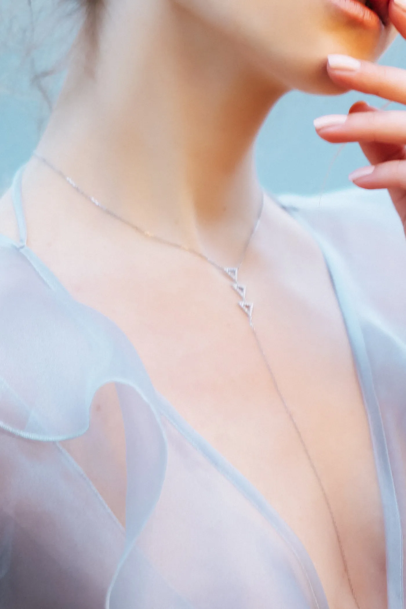 Troika Lariat Necklace (WG)