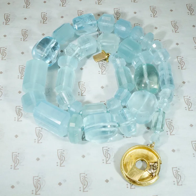 Unbelievable Aquamarine Beads with Gold & Diamond Clasp