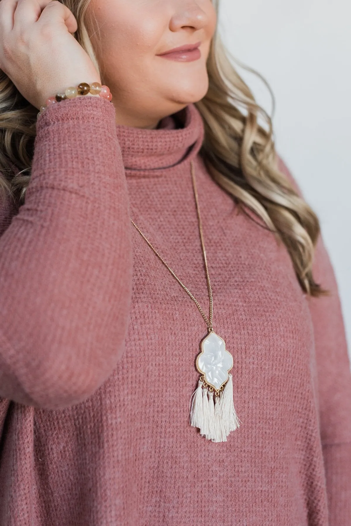 Unique Tassel Pearl Pendant Necklace- Gold