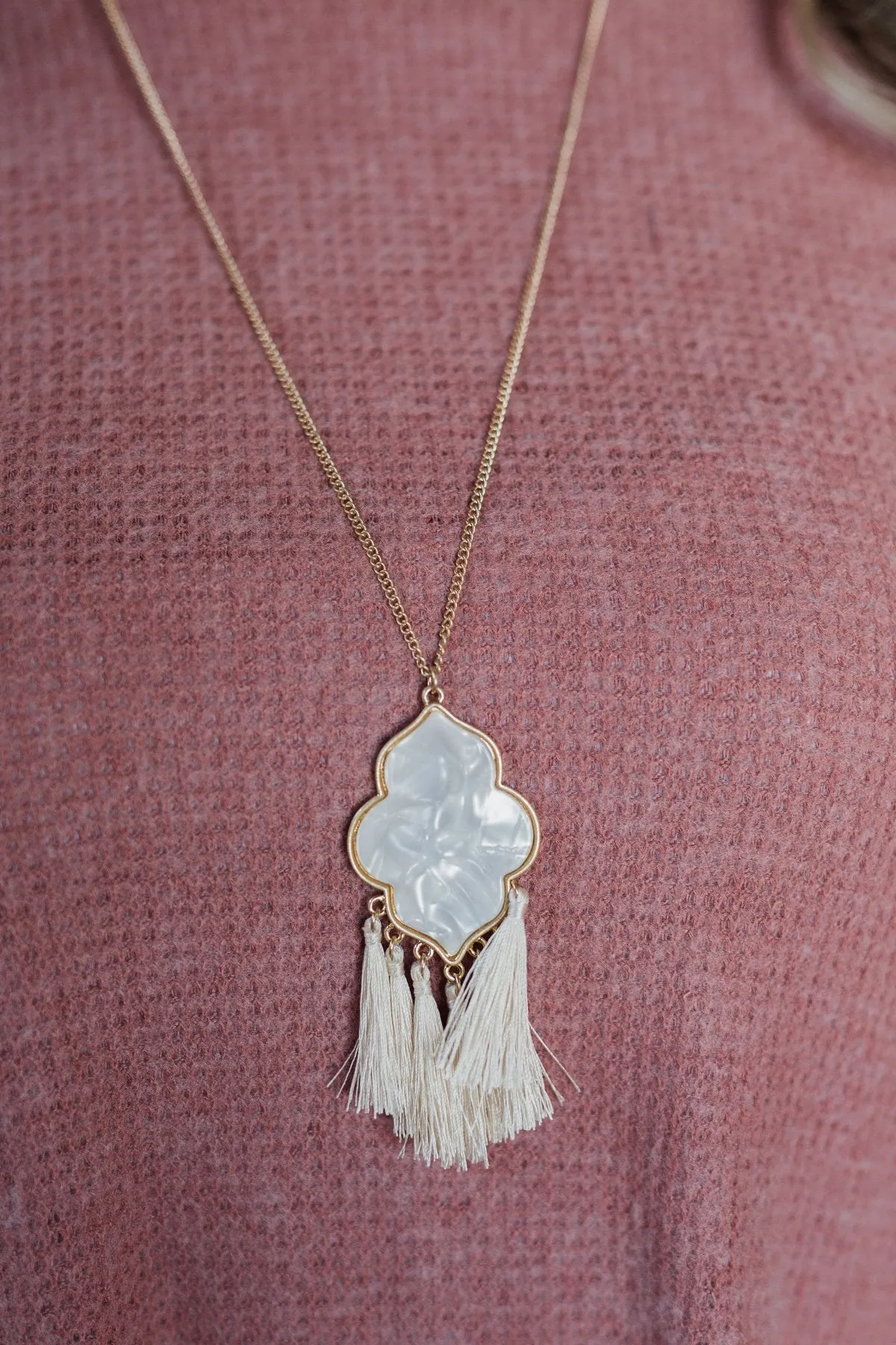 Unique Tassel Pearl Pendant Necklace- Gold
