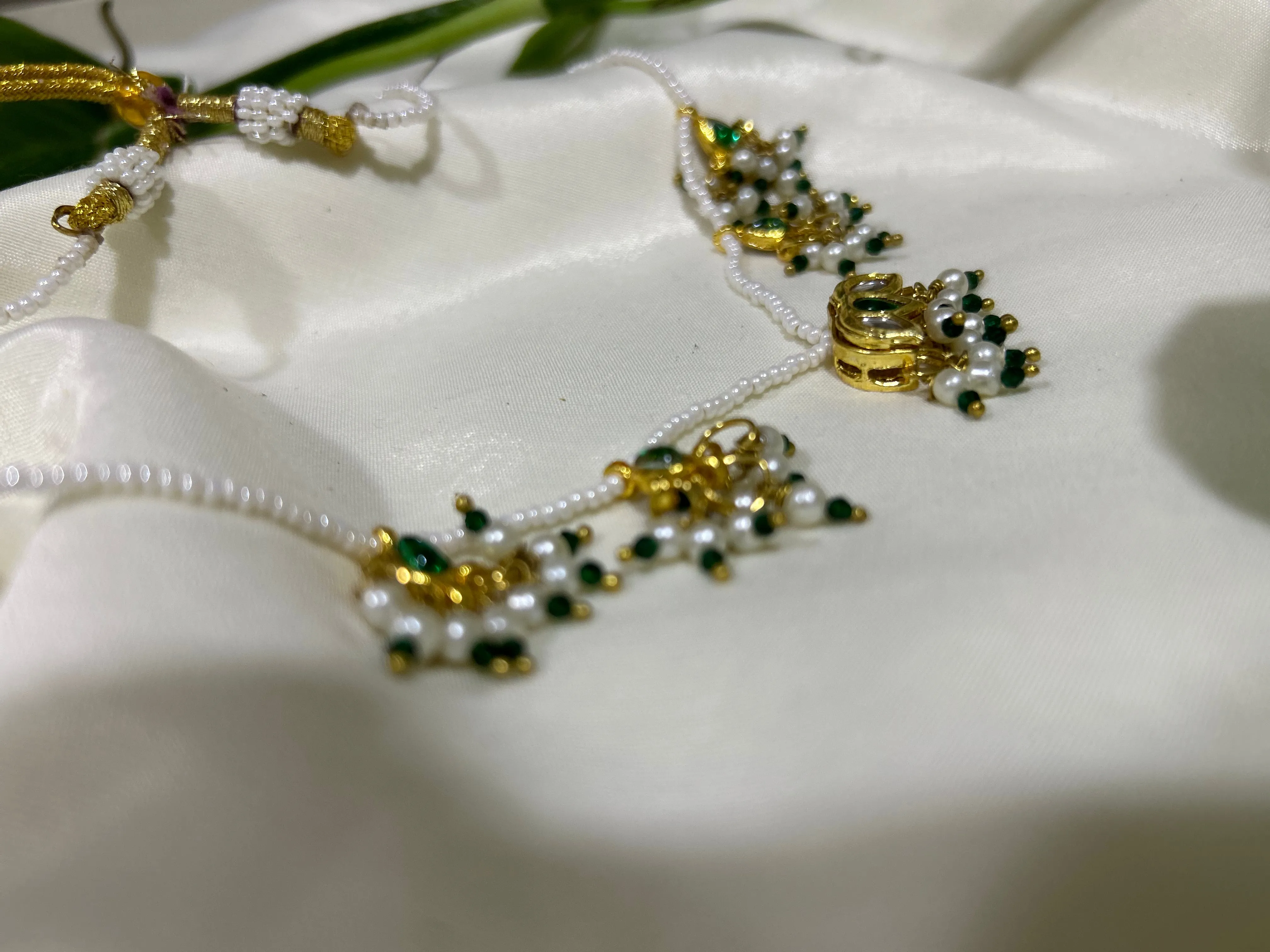 White Pearl Kundan Necklace Set